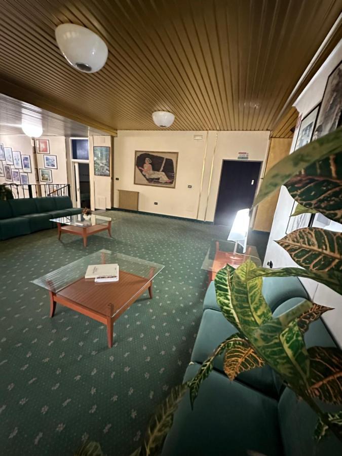 Hotel Atena Cirò Marina Eksteriør billede