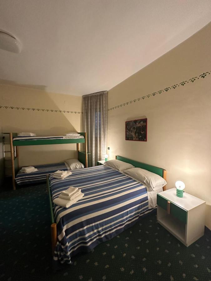 Hotel Atena Cirò Marina Eksteriør billede