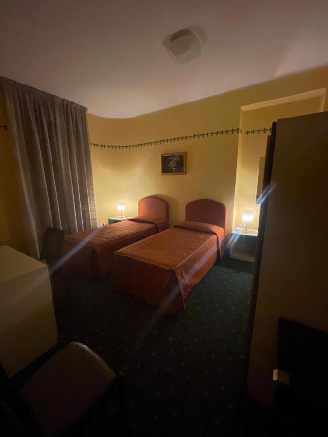 Hotel Atena Cirò Marina Eksteriør billede