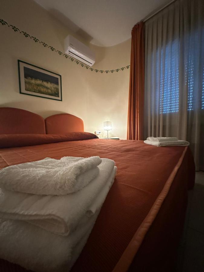 Hotel Atena Cirò Marina Eksteriør billede