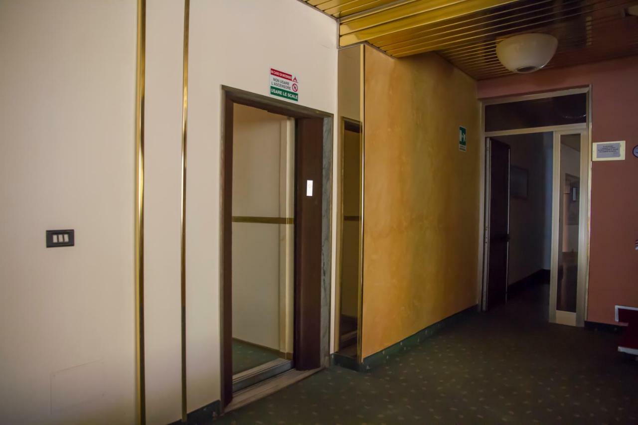 Hotel Atena Cirò Marina Eksteriør billede